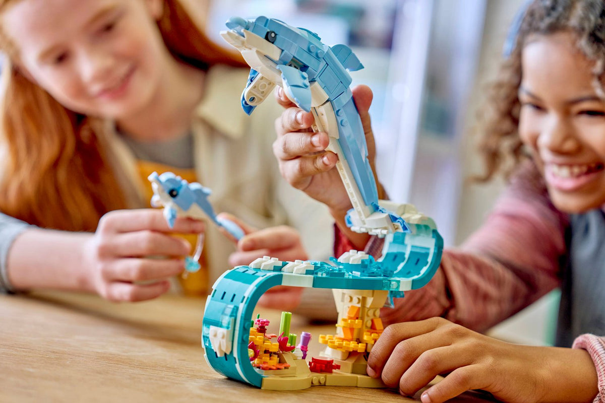 LEGO Creator 3'ü 1 Arada Deniz Hayvanları: Güzel Yunuslar 542 Parça Yapım Seti +9 Yaş (31385)