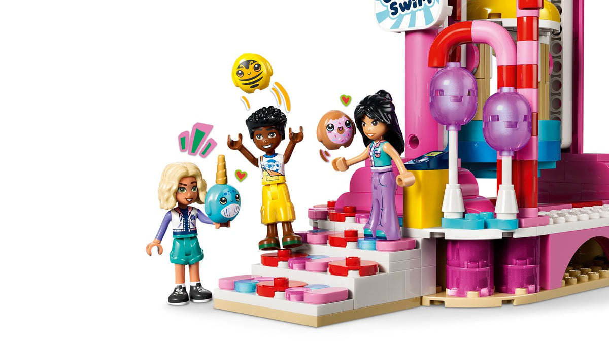 LEGO Friends Şeker ve Cupcake Dönme Dolabı 42700 - 602 Parça Yapım Seti, 7+ Yaş