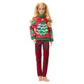 Barbie Holiday Sweater bebeği, yılbaşı kazağı giyen koleksiyona uygun bebek