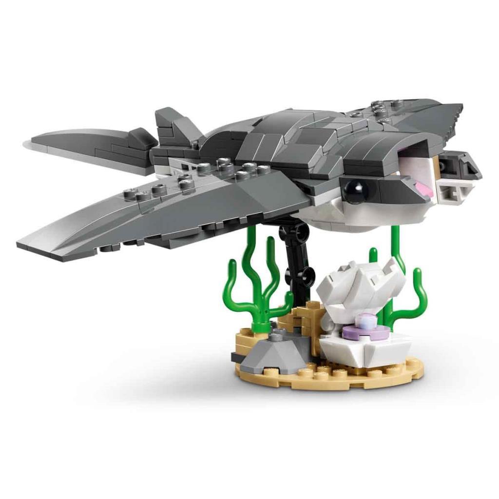 31381 Lego Creator Acımasız Köpek Balığı ile Hazine Sandığı 379 parça +8 yaş