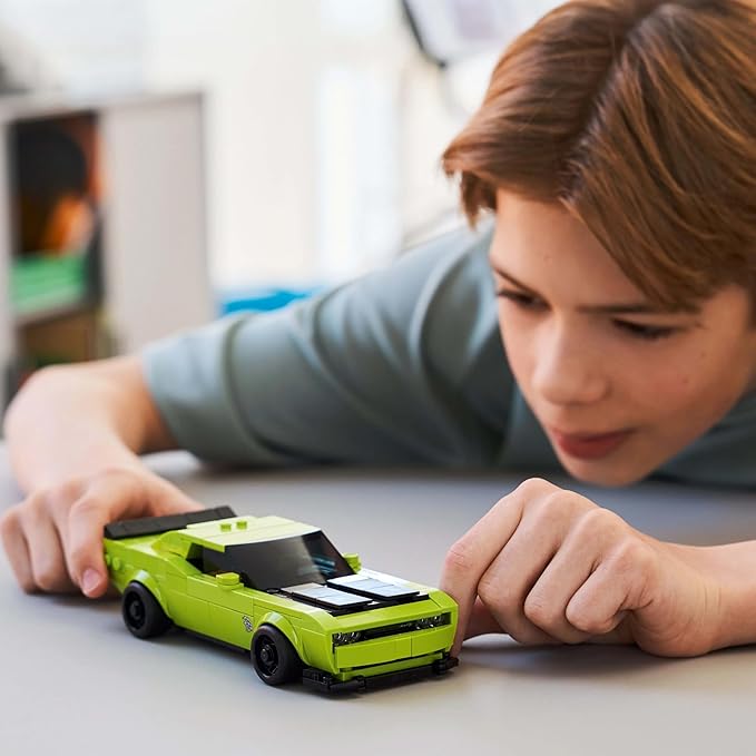 LEGO Speed Champions Dodge Challenger SRT Hellcat Model Araba Yapım Seti – 390 Parça, 9+ Yaş (77237)