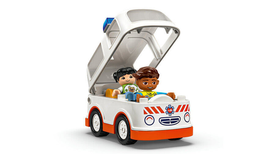 LEGO DUPLO Ambulans ve Sürücü 10447