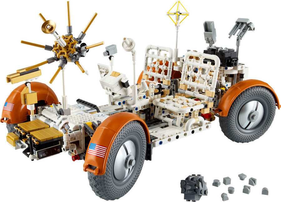 42182 Lego Technic NASA Apollo Ay Taşıtı - LRV 1913 parça +18 yaş