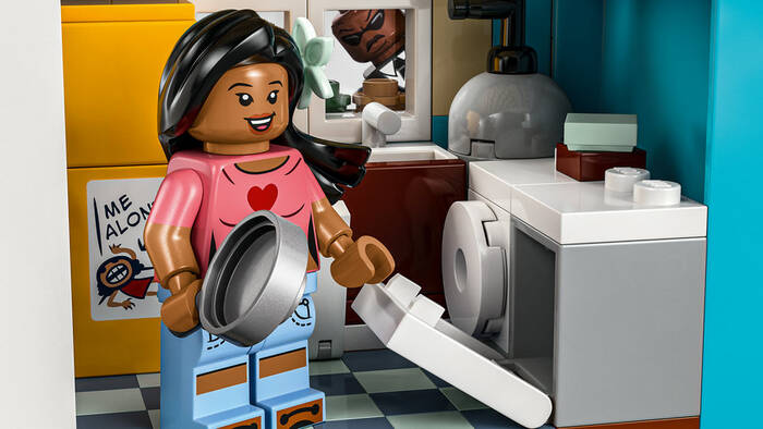 LEGO Disney Disney Lilo ve Stitch Plaj Evi 43268 - 834 Parça Yapım Seti