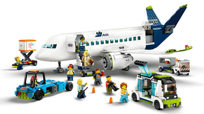 LEGO City City Yolcu Uçağı 60367 - 913 Parça Yapım Seti