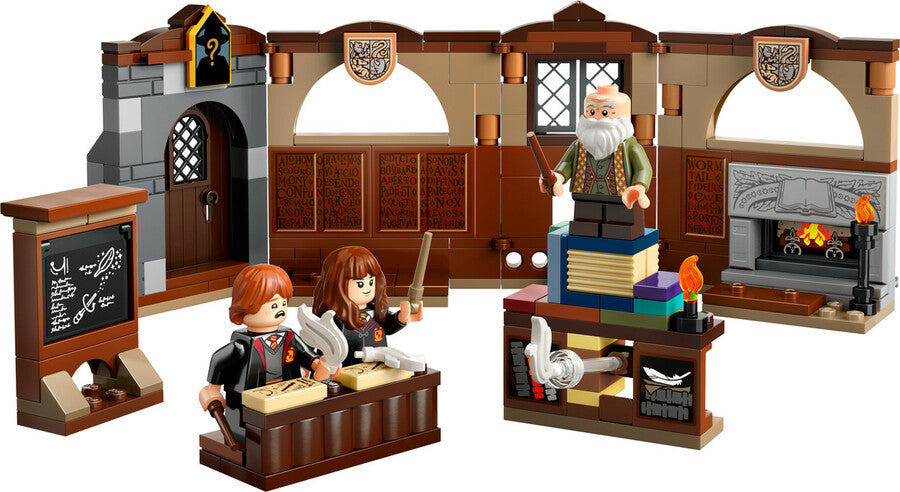 LEGO Harry Potter Hogwarts Şatosu: Tılsım Dersi 76442 - 204 Parça Yapım Seti